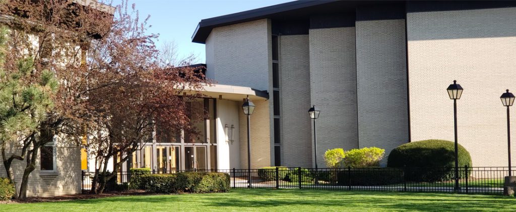 Adas Israel Synagogue exterior photo street view .