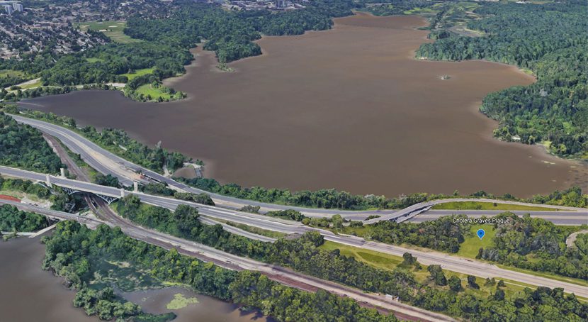 Aerial image showing the location of the Cholera Memorial in relation to York Boulevard and Coote's Paradise.