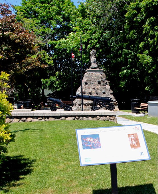 Monument and heritage sign for the Battle of Stoney Creek.