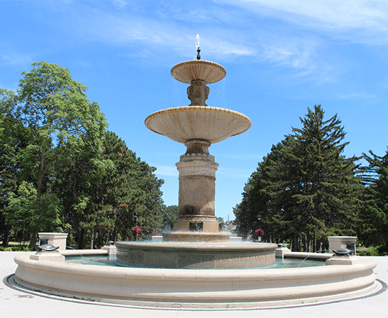 Gage Park Fountain with turtle statuettes spouting water into the main bowl.