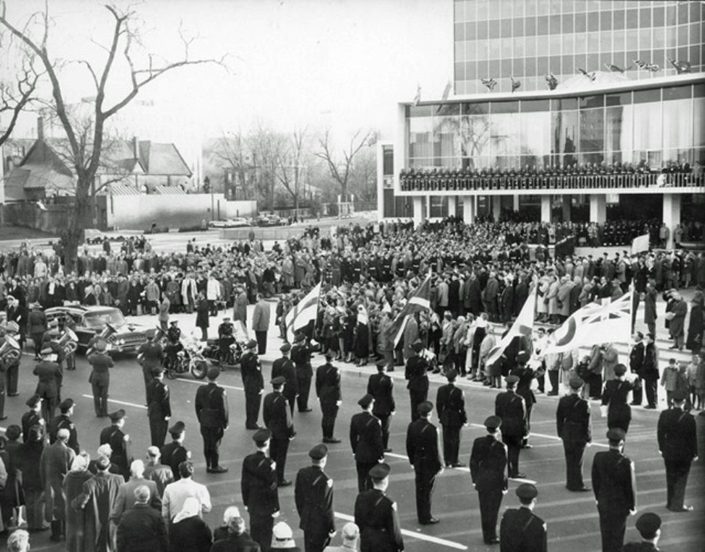 Grand Opening of Hamilton City Hall attended by hundreds of people 1960.