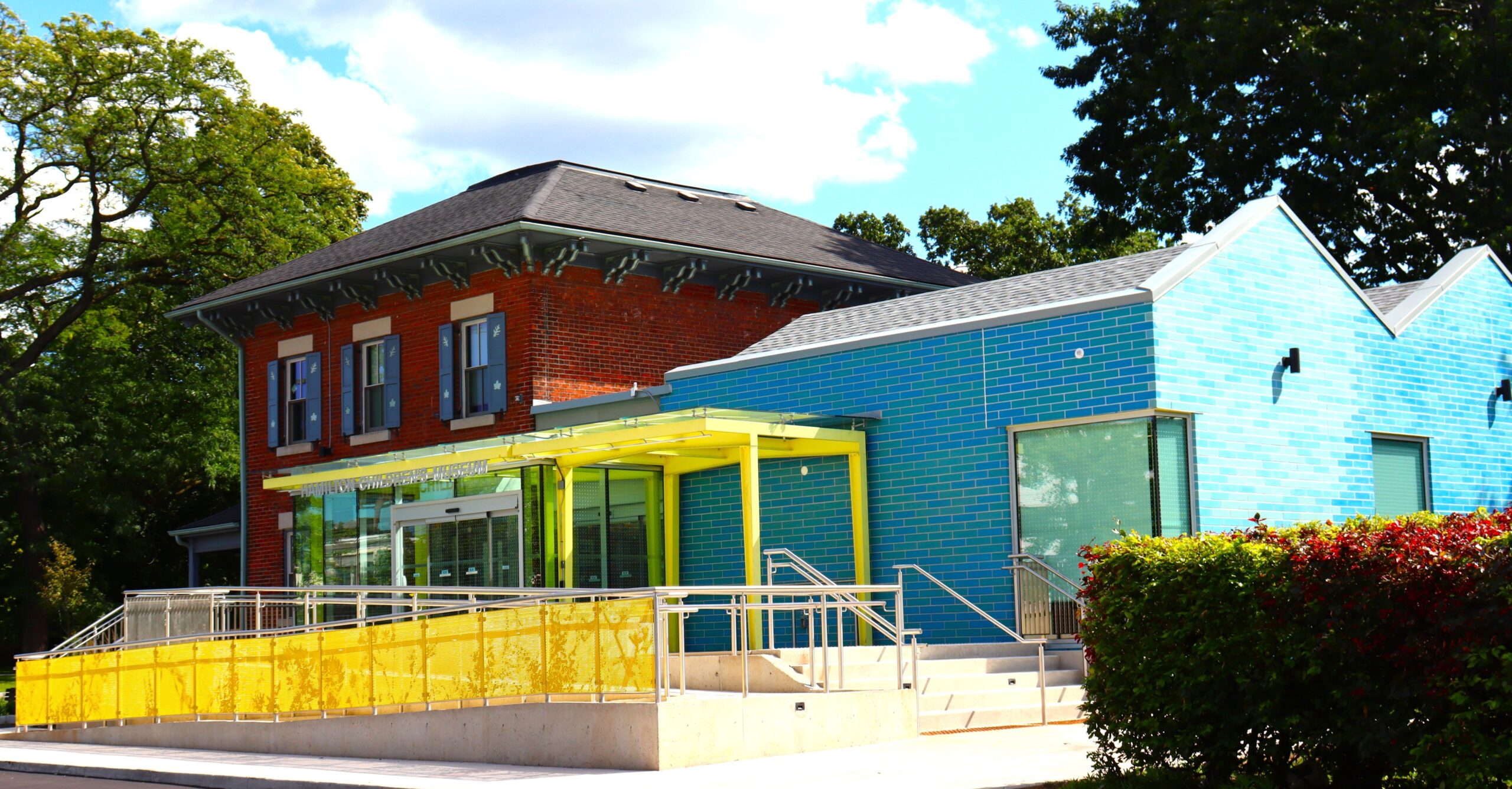 Hamilton Children's Museum exterior.